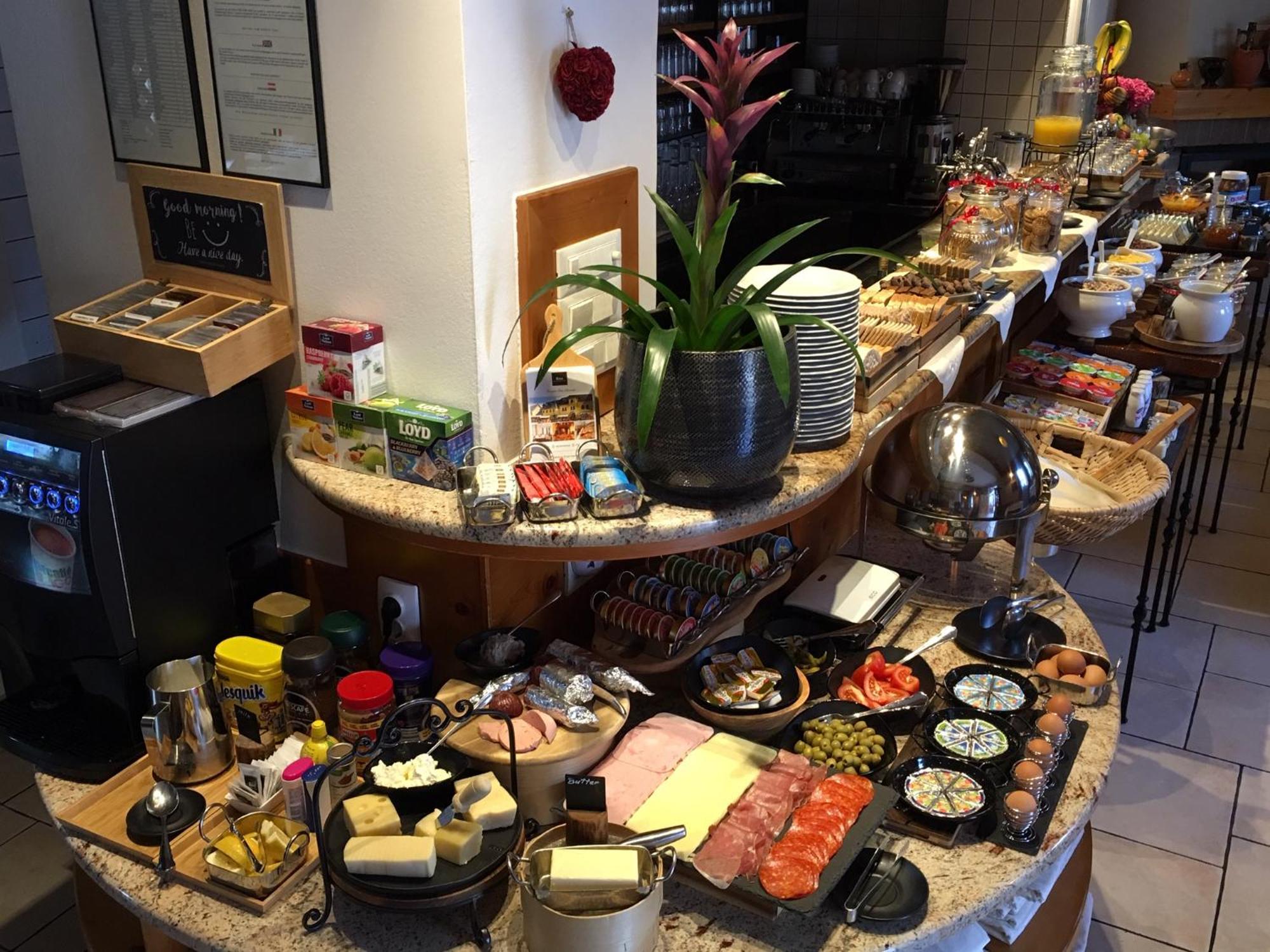 科特尼克酒店 克拉尼斯卡戈拉 外观 照片